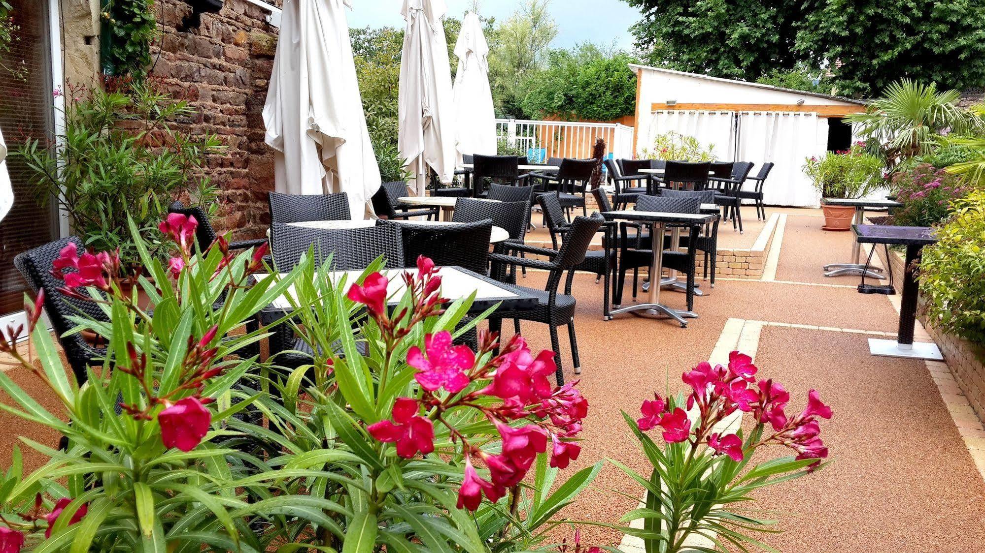 La Rose Hotel Julienas Exterior photo